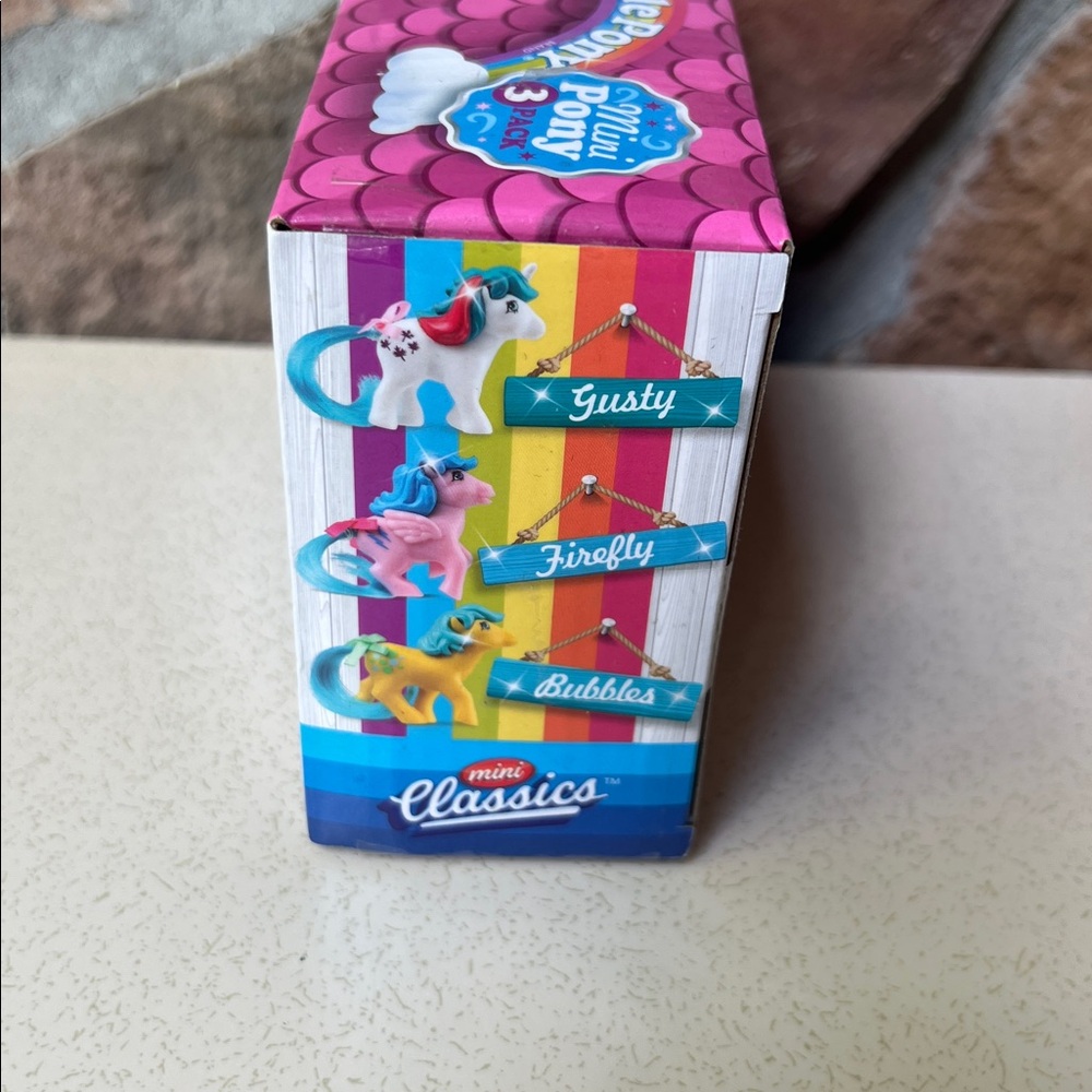 One New My Little Pony Mini Classics 3 Pack from Basic Fun! & Hasbro 2024 - Picture 4 of 9